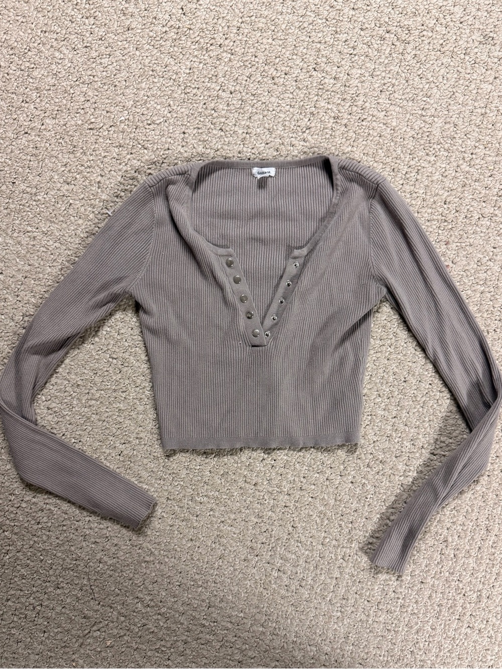 Garage Ribbed Snap-Front Long Sleeve Crop Top - Taupe